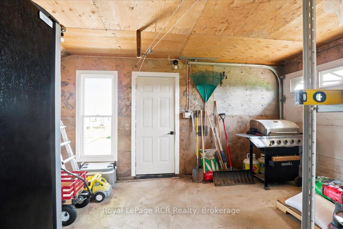 Photo 16 of 7458 Side Road 3 E, Wellington North, Rural Wellington North — HOMEH