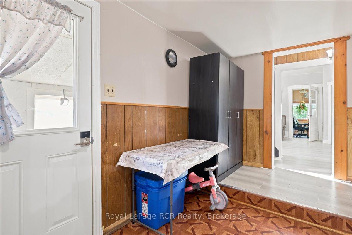 Photo 19 of 7458 Side Road 3 E, Wellington North, Rural Wellington North — HOMEH