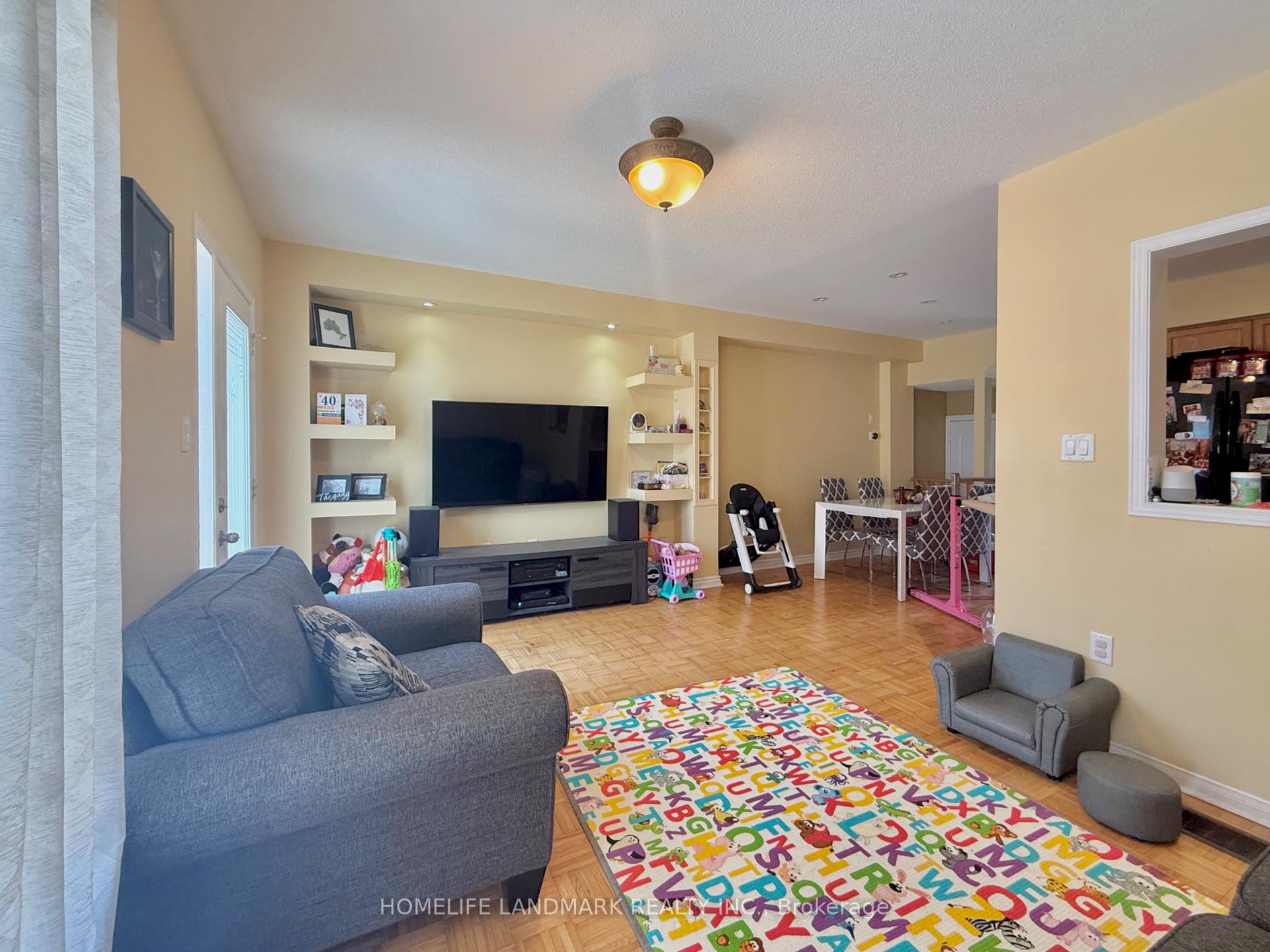 Photo 2 of 45 Carrillo Street, Vaughan, Vellore Village — HOMEH