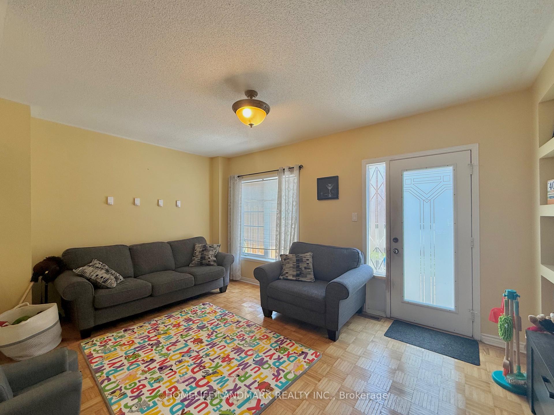 Photo 4 of 45 Carrillo Street, Vaughan, Vellore Village — HOMEH