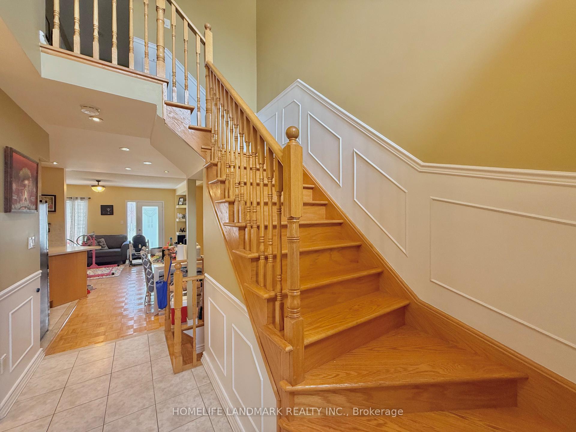 Photo 9 of 45 Carrillo Street, Vaughan, Vellore Village — HOMEH