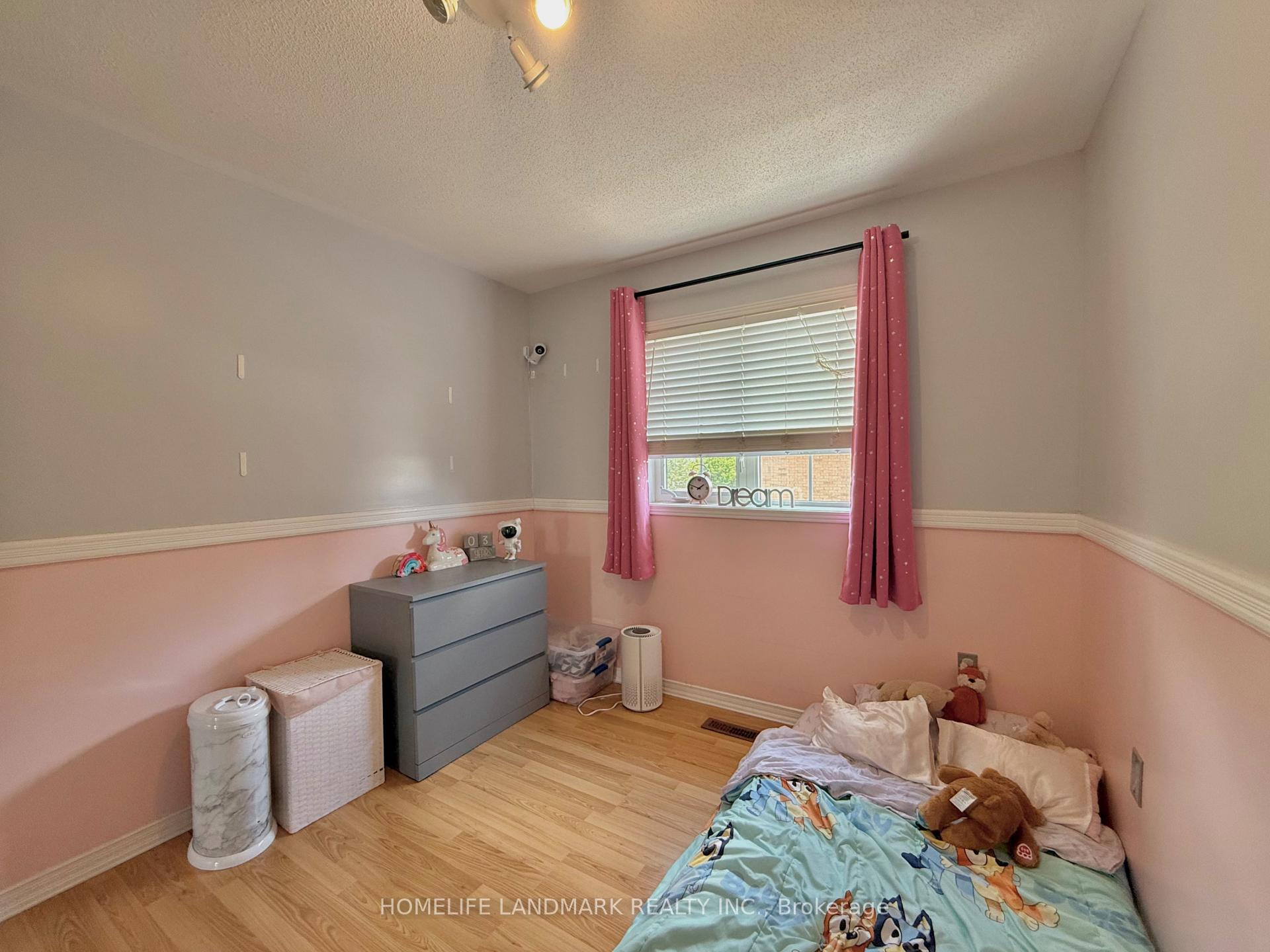 Photo 18 of 45 Carrillo Street, Vaughan, Vellore Village — HOMEH