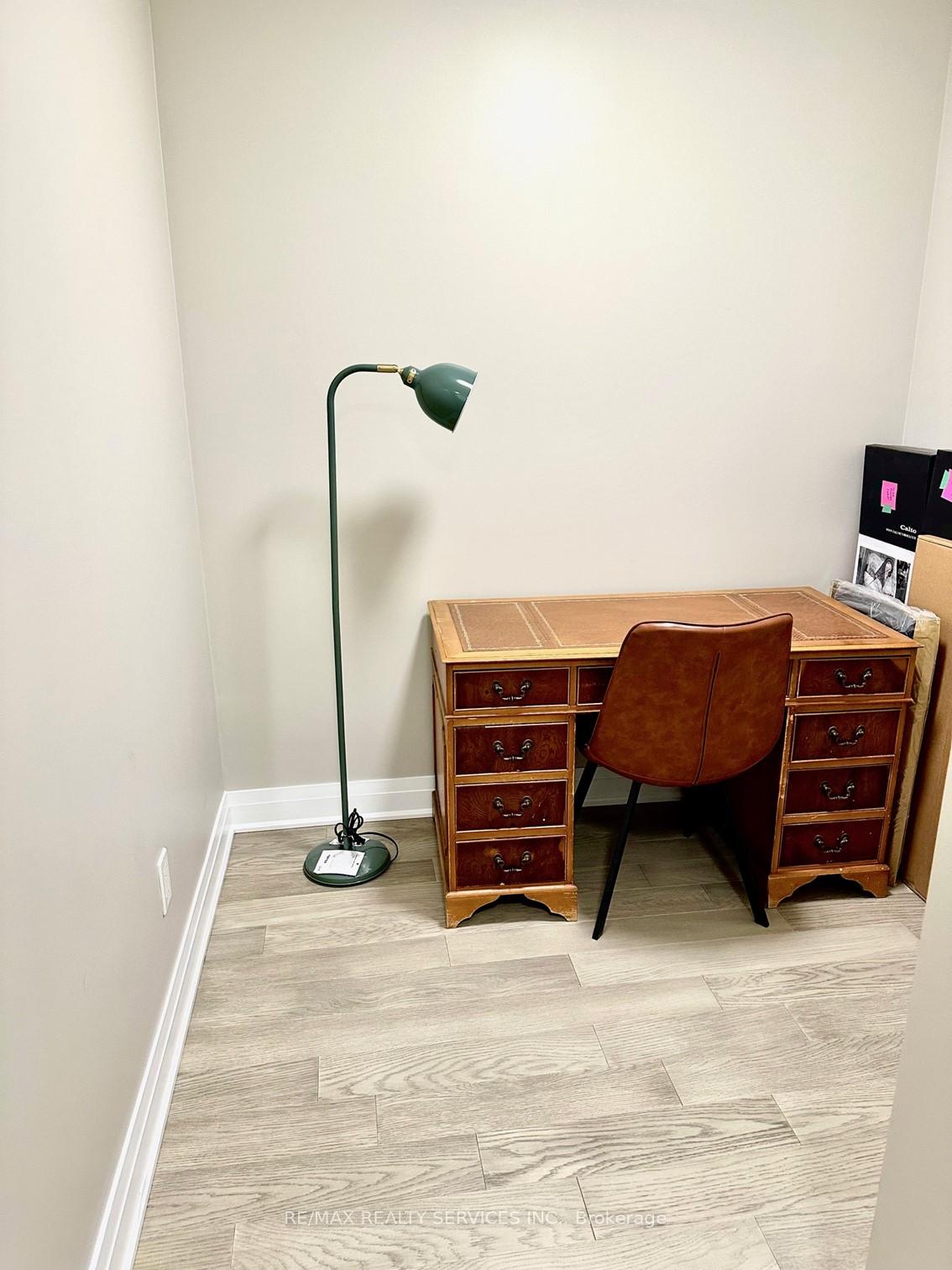 Photo 11 of Unit 403, 50 Kaitting Trail W, Oakville, Glenorchy — HOMEH