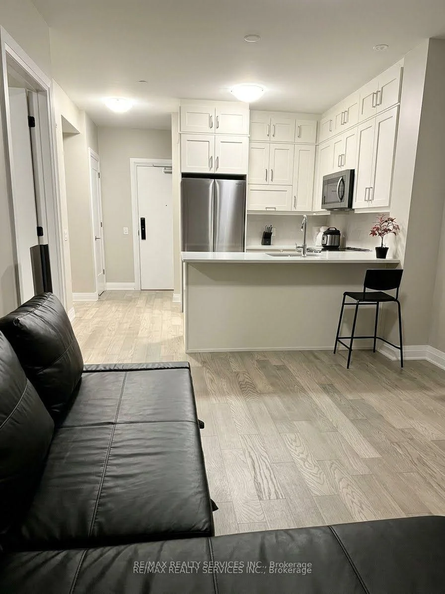 Photo 8 of Unit 403, 50 Kaitting Trail W, Oakville, Glenorchy — HOMEH