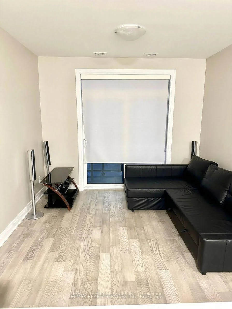 Photo 10 of Unit 403, 50 Kaitting Trail W, Oakville, Glenorchy — HOMEH