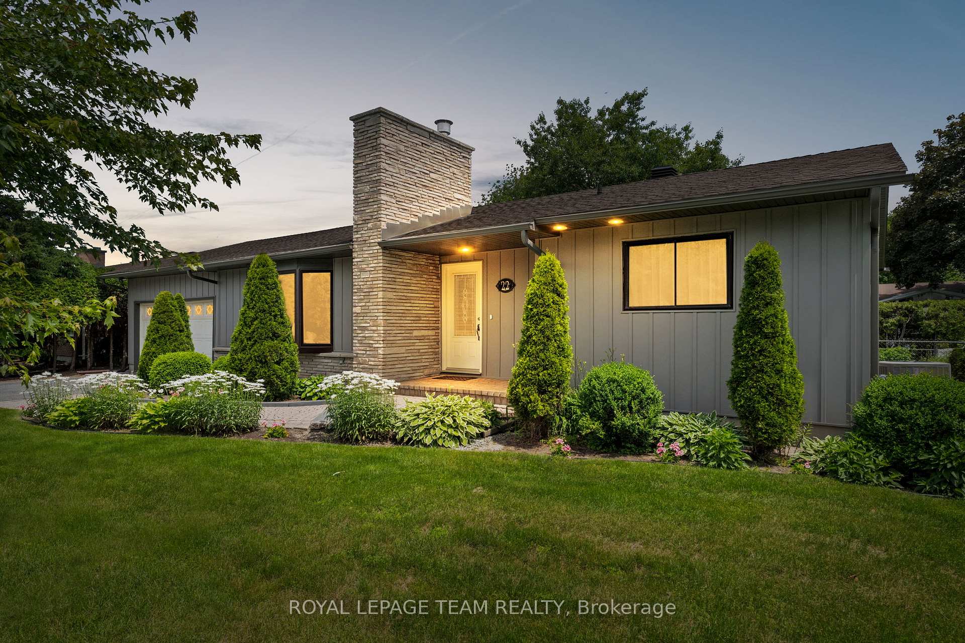 Photo 1 of 22 Barrhaven Crescent, Ottawa, Barrhaven - Pheasant Run — HOMEH