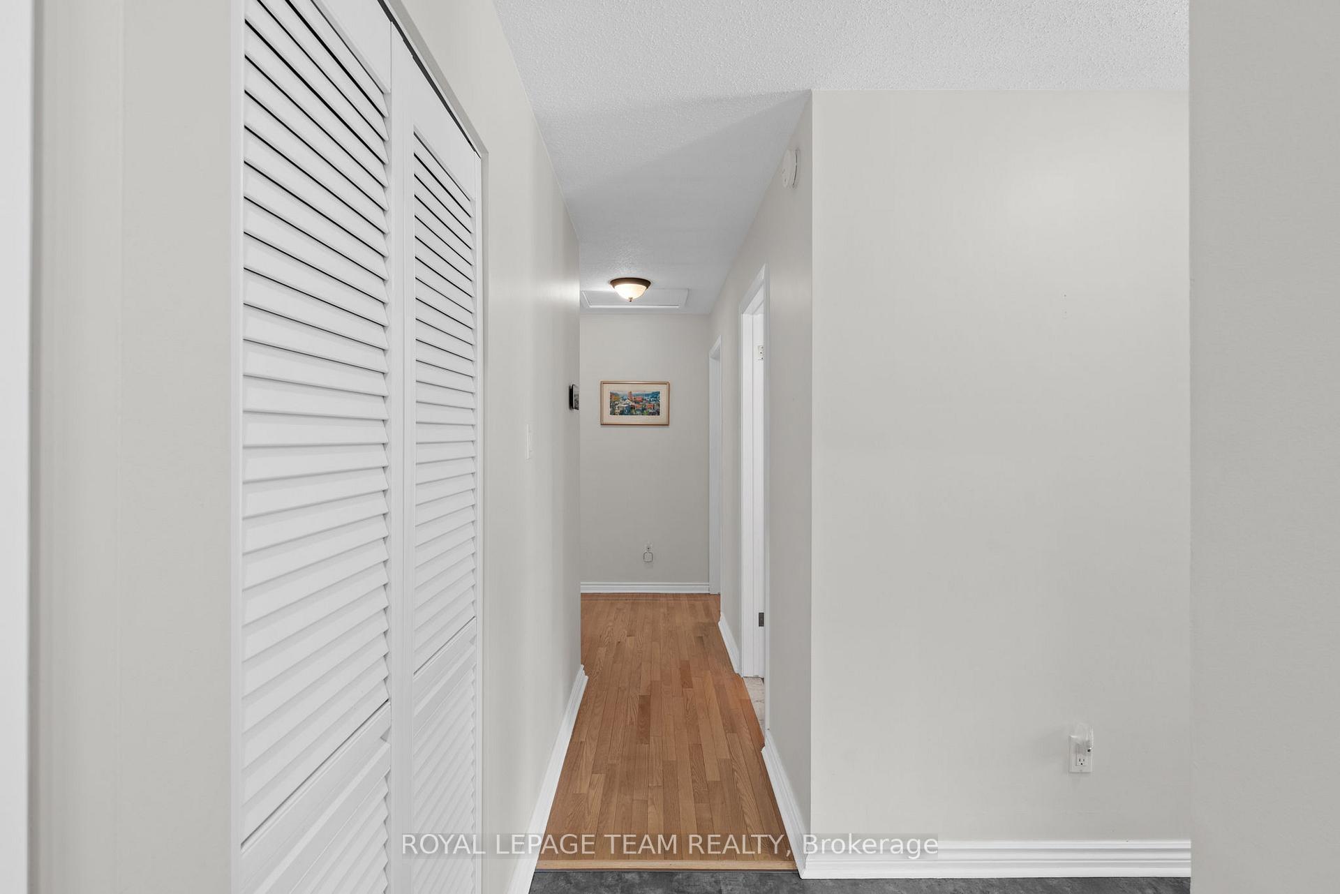 Photo 22 of 22 Barrhaven Crescent, Ottawa, Barrhaven - Pheasant Run — HOMEH