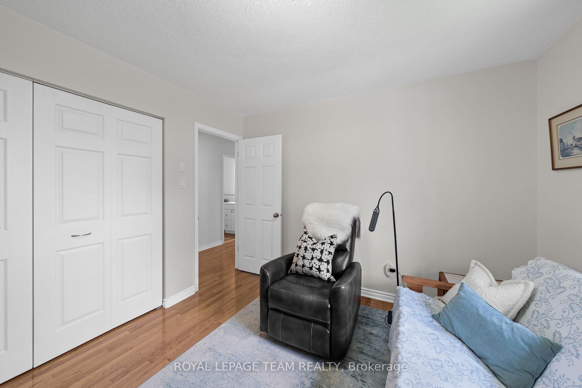 Photo 28 of 22 Barrhaven Crescent, Ottawa, Barrhaven - Pheasant Run — HOMEH
