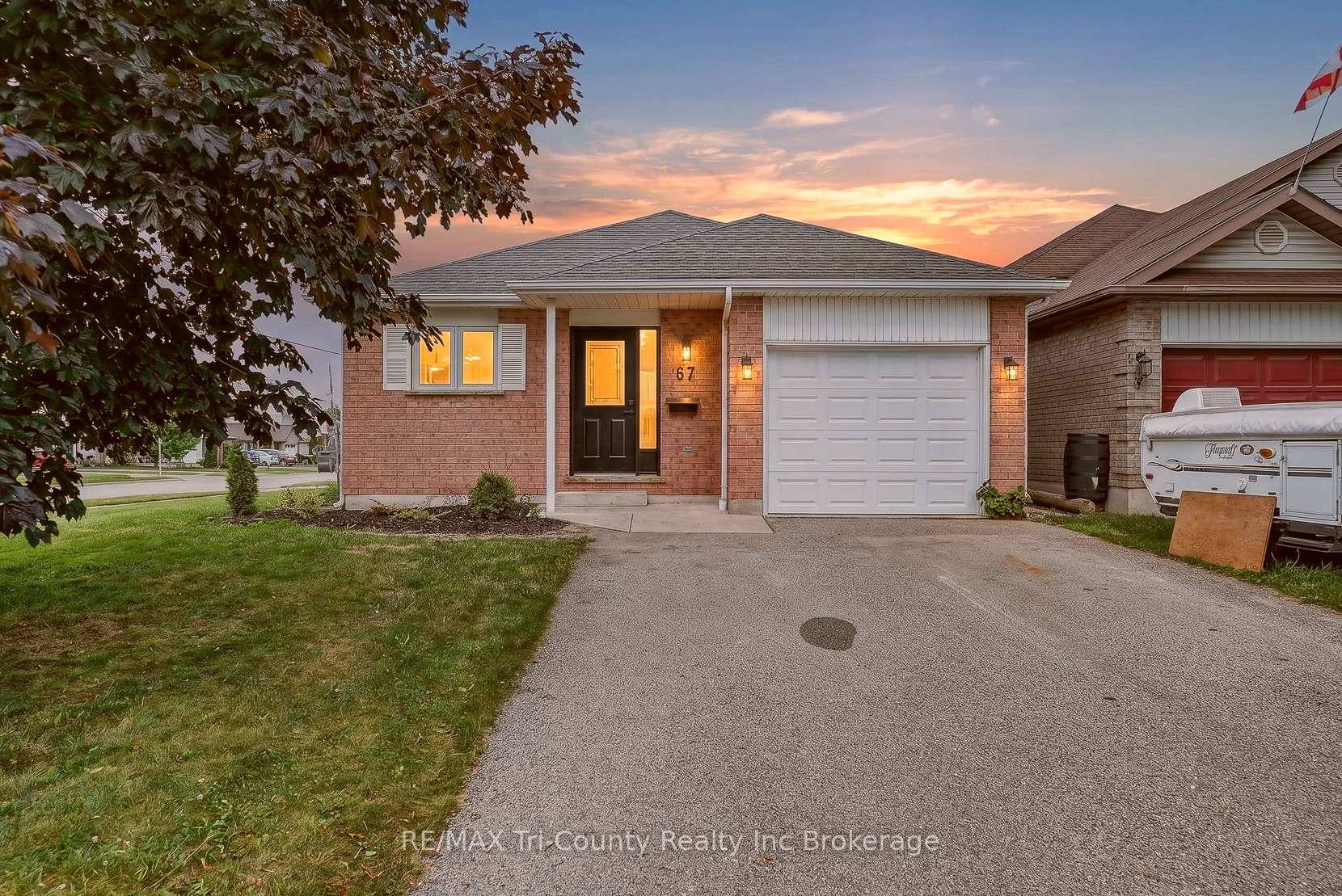 Front of 67 Beckett Boulevard