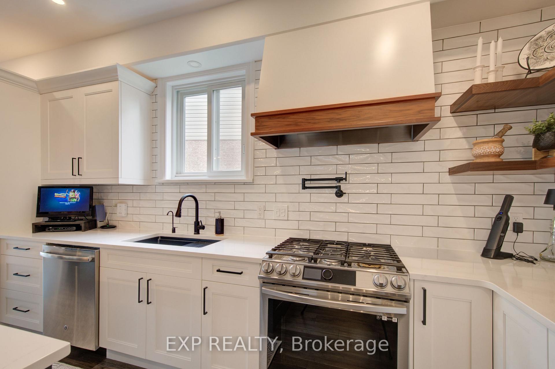 Photo 14 of 19 Bridleridge Street, Kitchener, Doon South — HOMEH