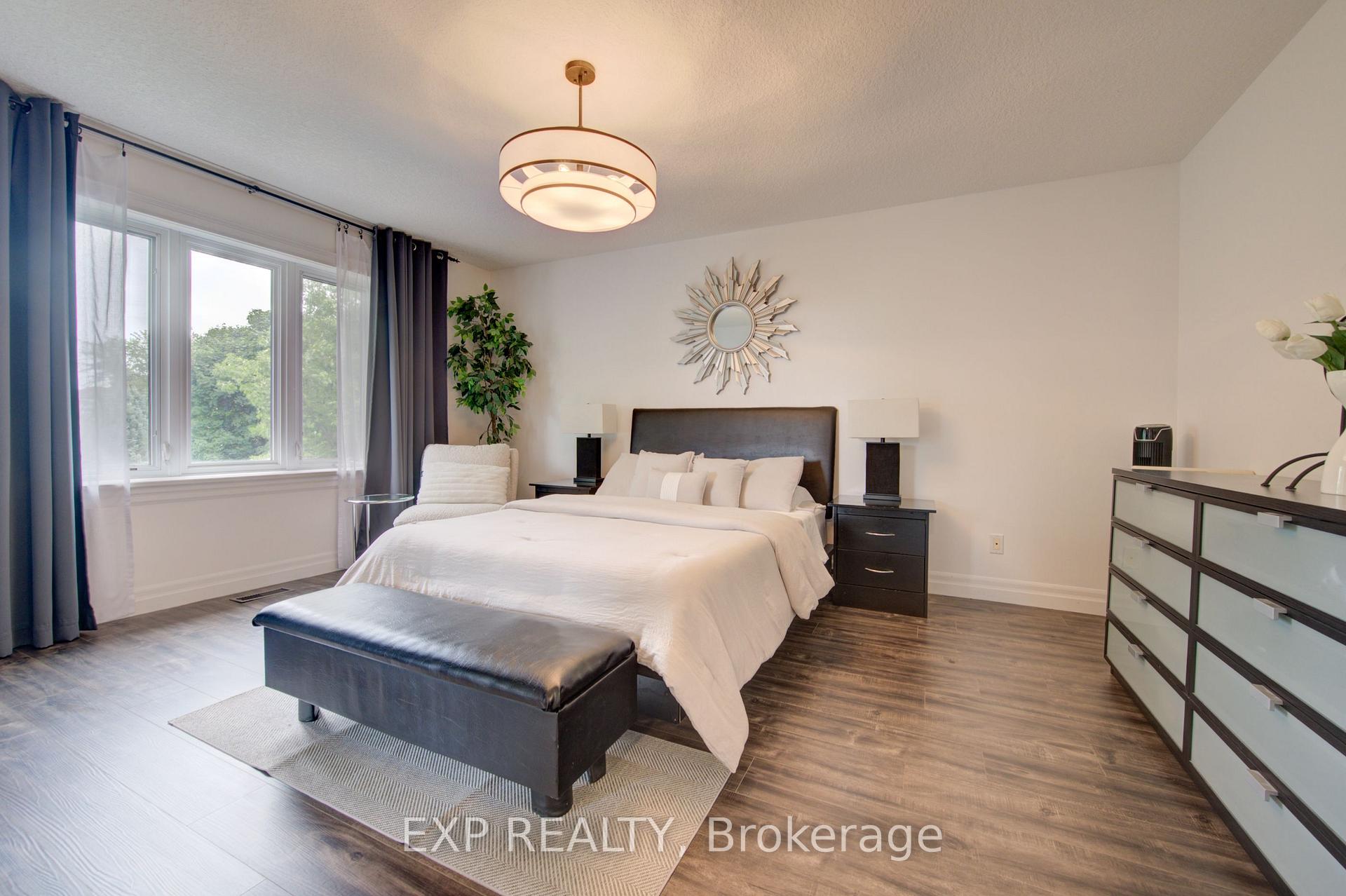 Photo 24 of 19 Bridleridge Street, Kitchener, Doon South — HOMEH