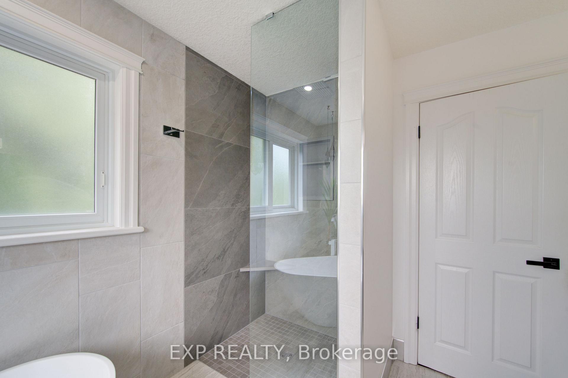 Photo 28 of 19 Bridleridge Street, Kitchener, Doon South — HOMEH