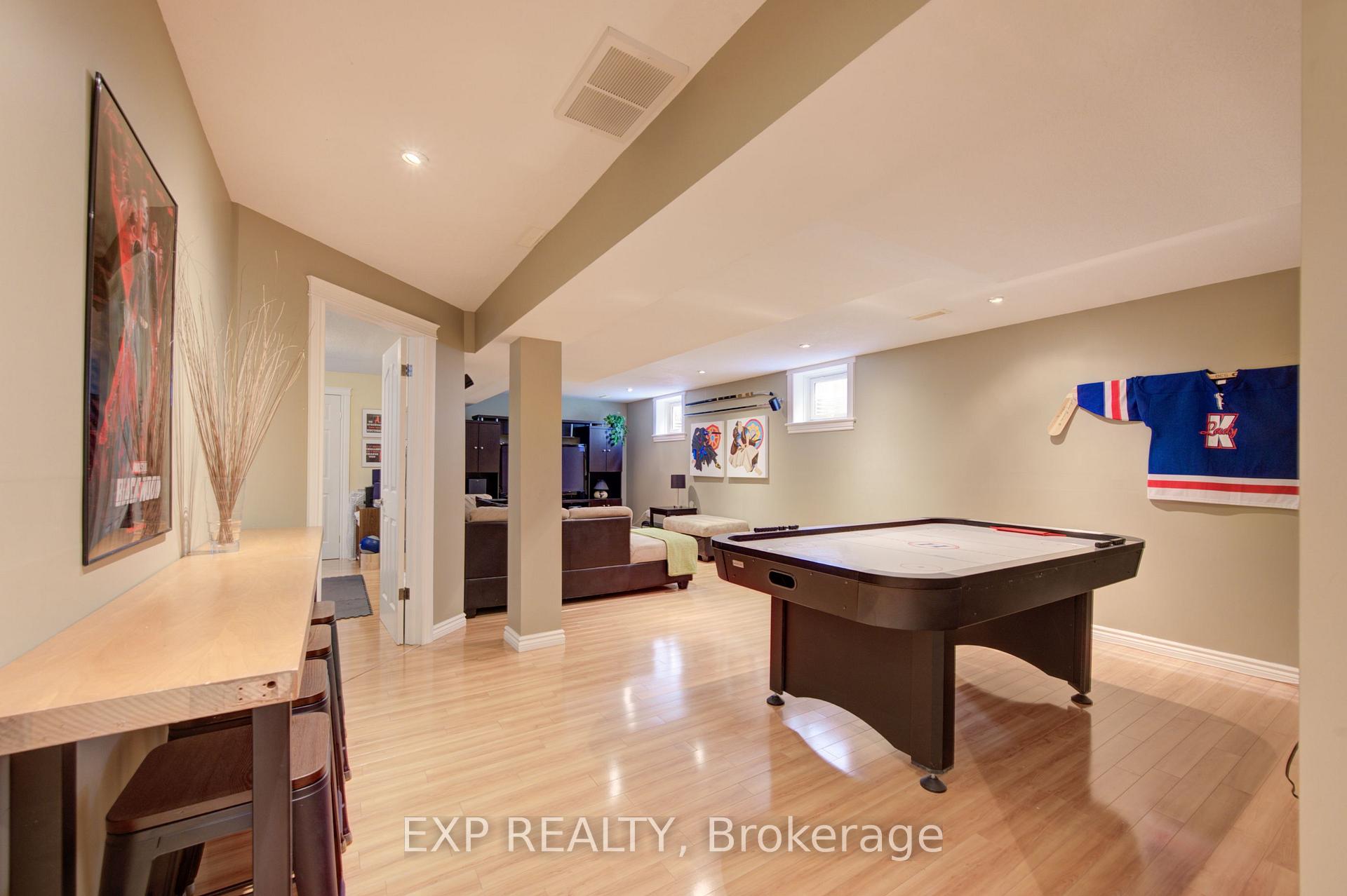 Photo 30 of 19 Bridleridge Street, Kitchener, Doon South — HOMEH