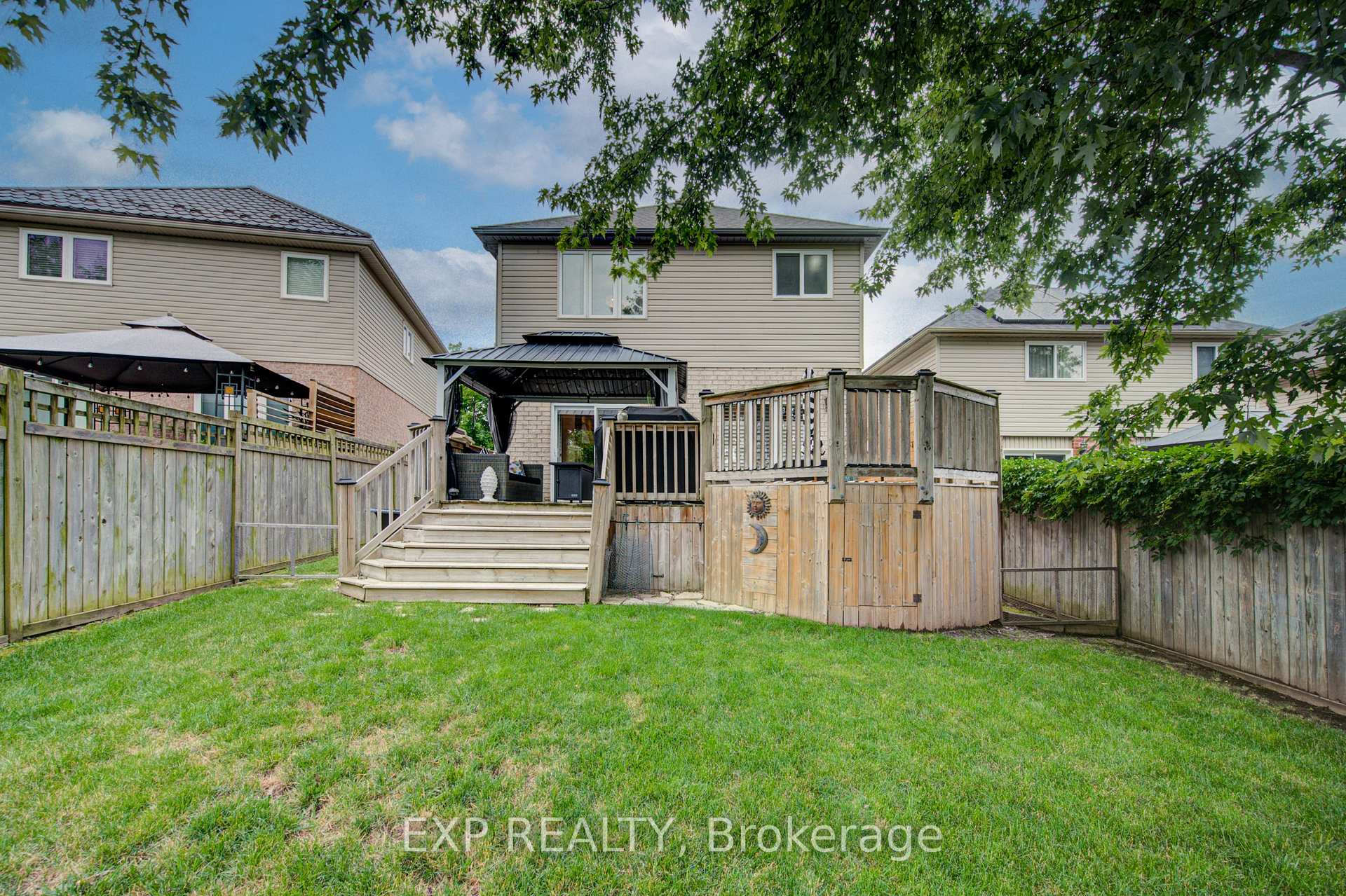 Photo 37 of 19 Bridleridge Street, Kitchener, Doon South — HOMEH