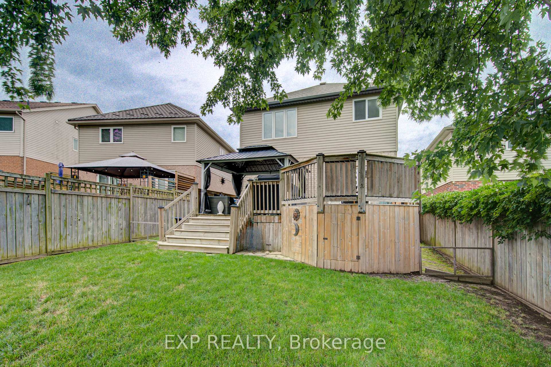 Photo 38 of 19 Bridleridge Street, Kitchener, Doon South — HOMEH