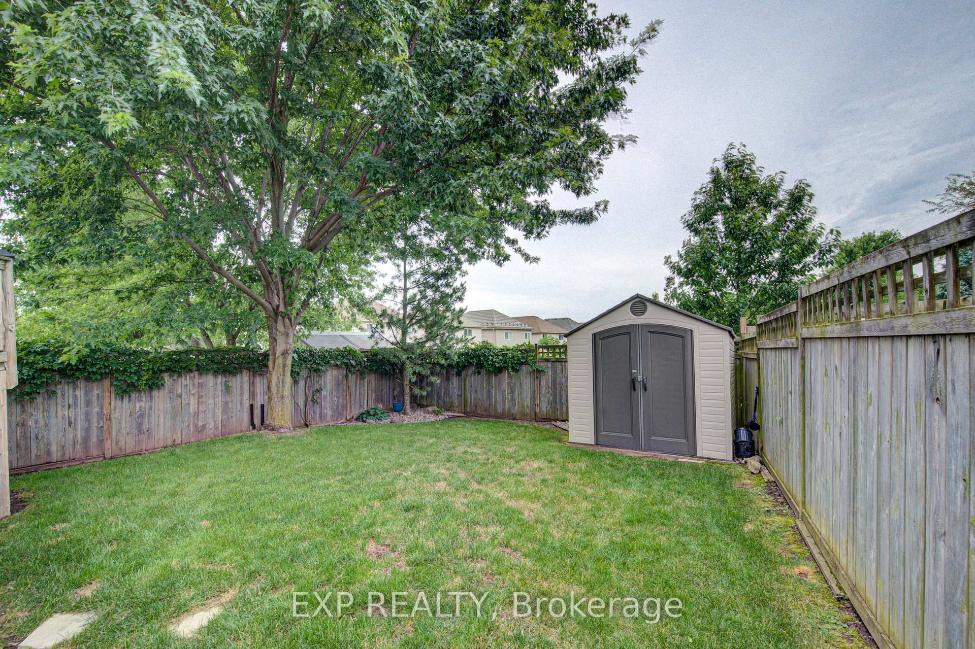 Photo 39 of 19 Bridleridge Street, Kitchener, Doon South — HOMEH