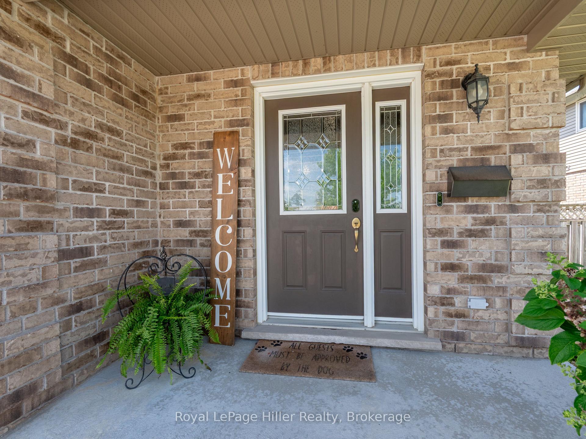 Photo 3 of 231 Southvale Road, St. Marys — HOMEH