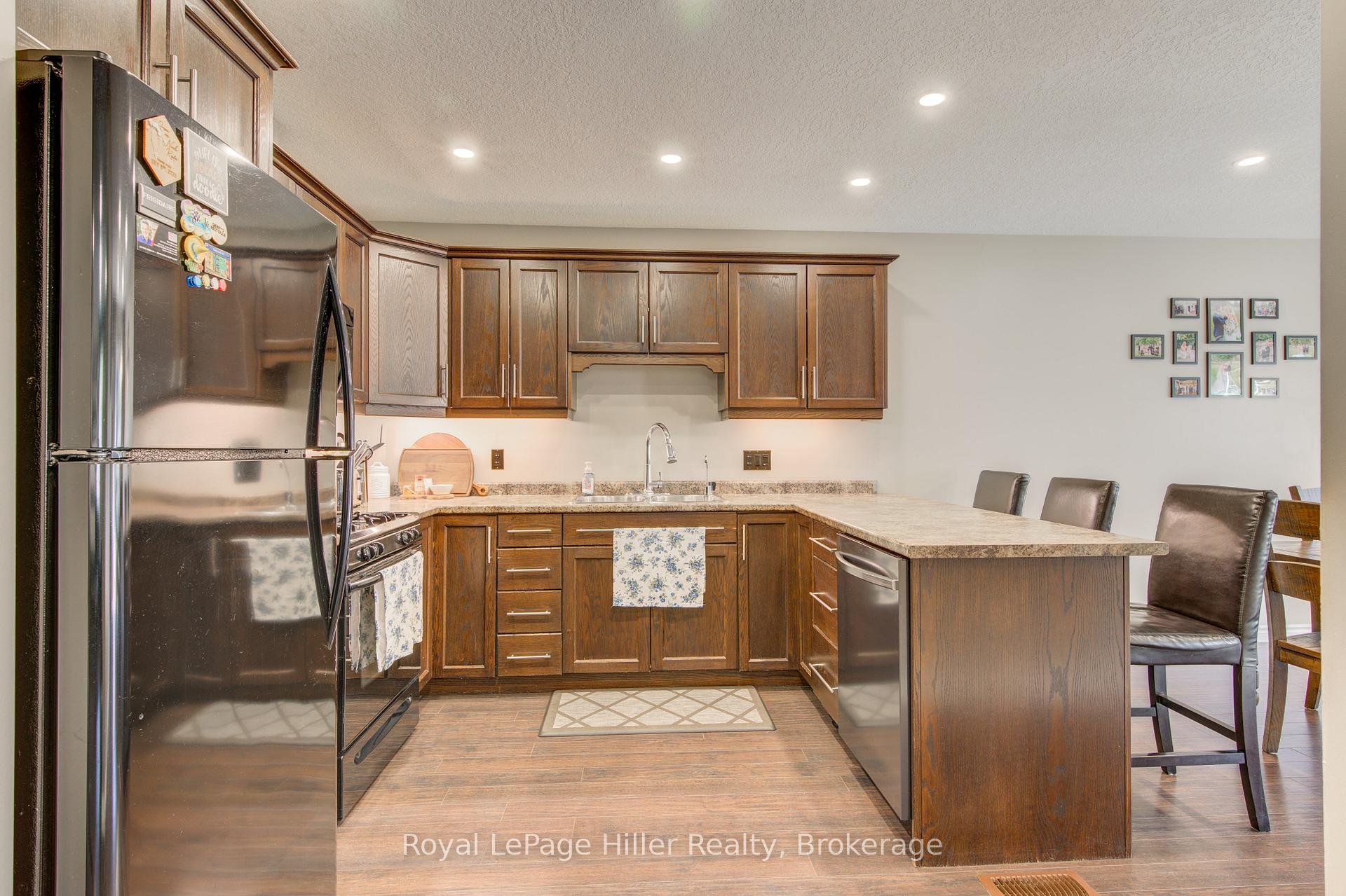 Photo 7 of 231 Southvale Road, St. Marys — HOMEH