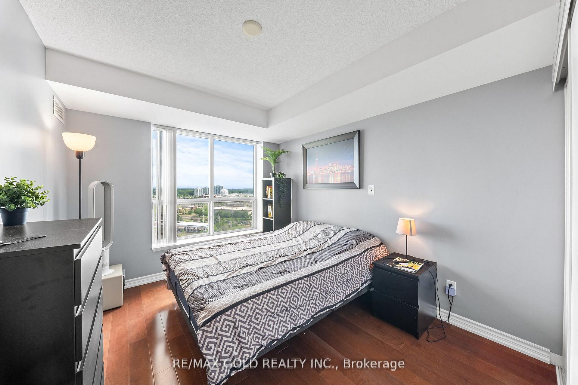 Photo 16 of Unit 1502, 4889 Kimbermount Avenue, Mississauga, Central Erin Mills — HOMEH
