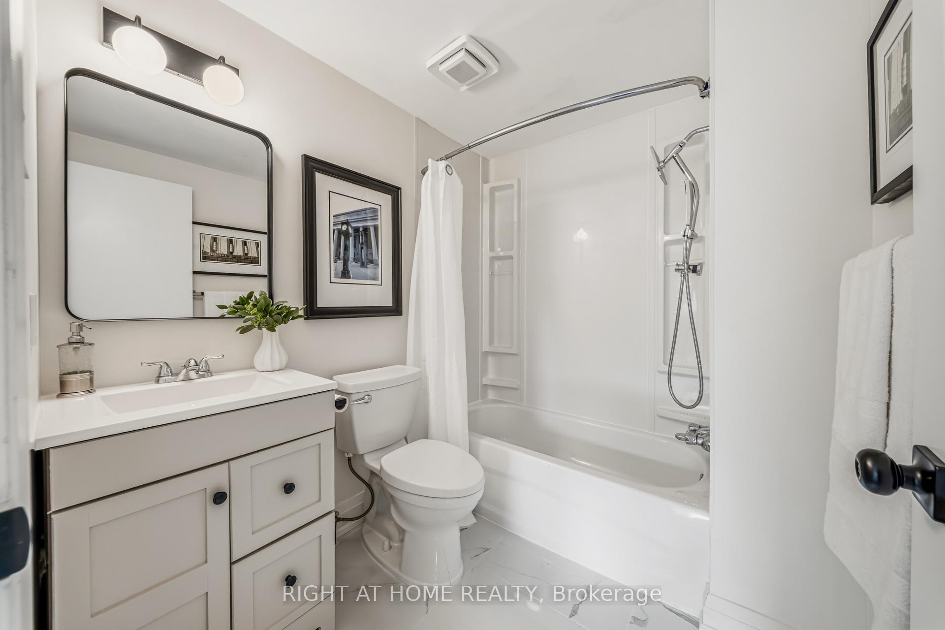 Photo 20 of Unit 19, 3079 Fifth Line W, Mississauga, Erin Mills — HOMEH