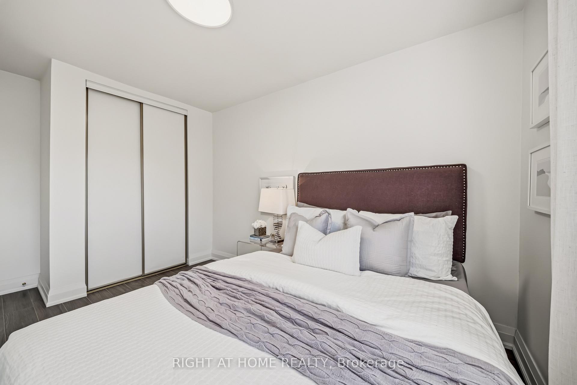 Photo 25 of Unit 19, 3079 Fifth Line W, Mississauga, Erin Mills — HOMEH