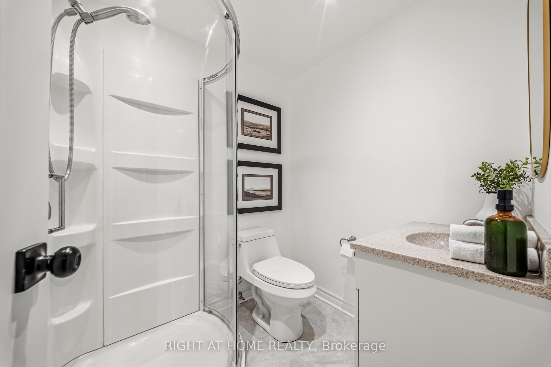 Photo 30 of Unit 19, 3079 Fifth Line W, Mississauga, Erin Mills — HOMEH