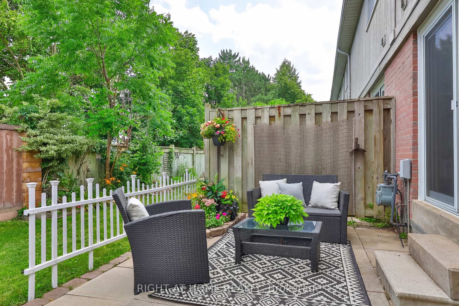 Photo 36 of Unit 19, 3079 Fifth Line W, Mississauga, Erin Mills — HOMEH