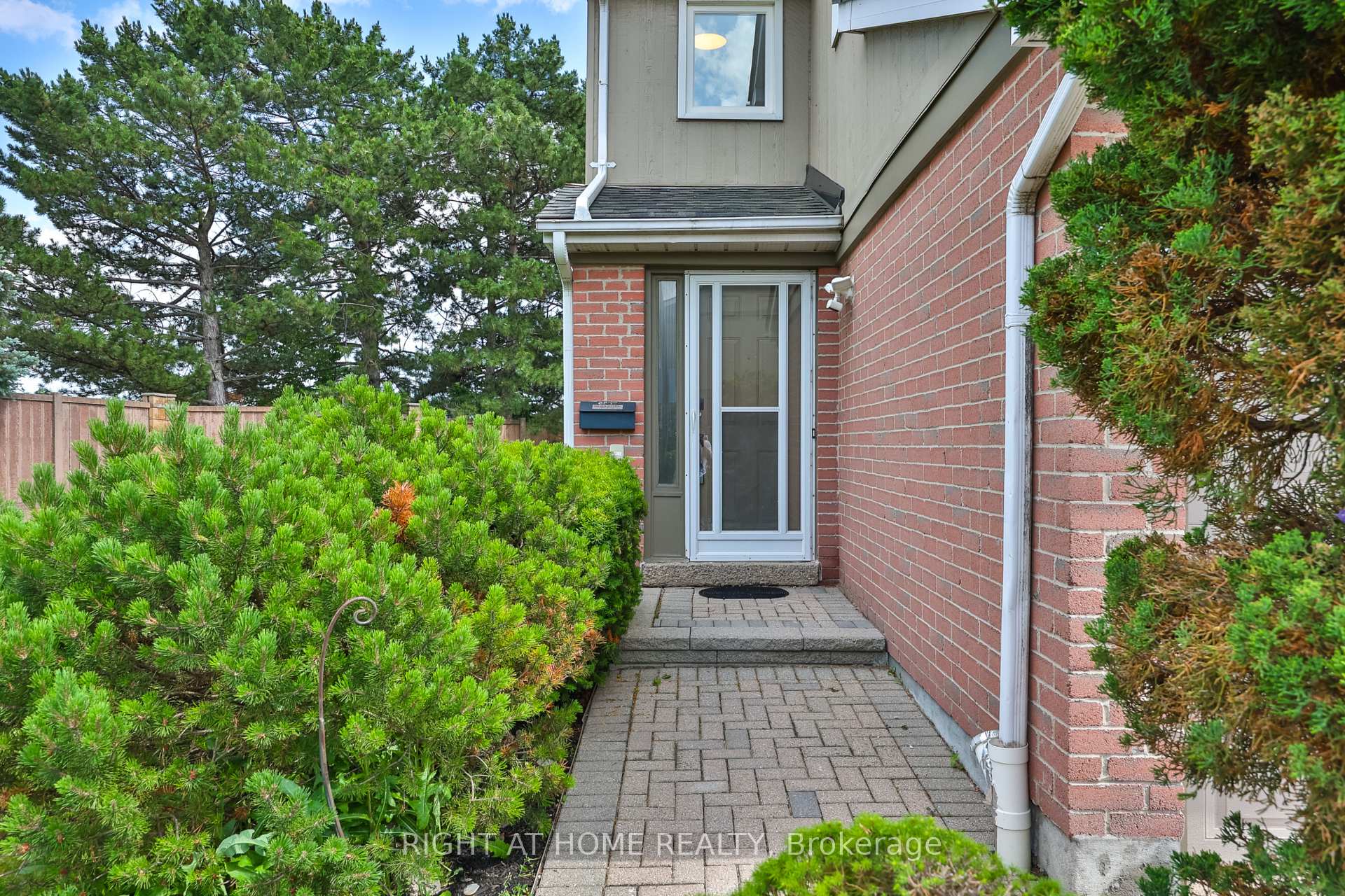 Photo 41 of Unit 19, 3079 Fifth Line W, Mississauga, Erin Mills — HOMEH