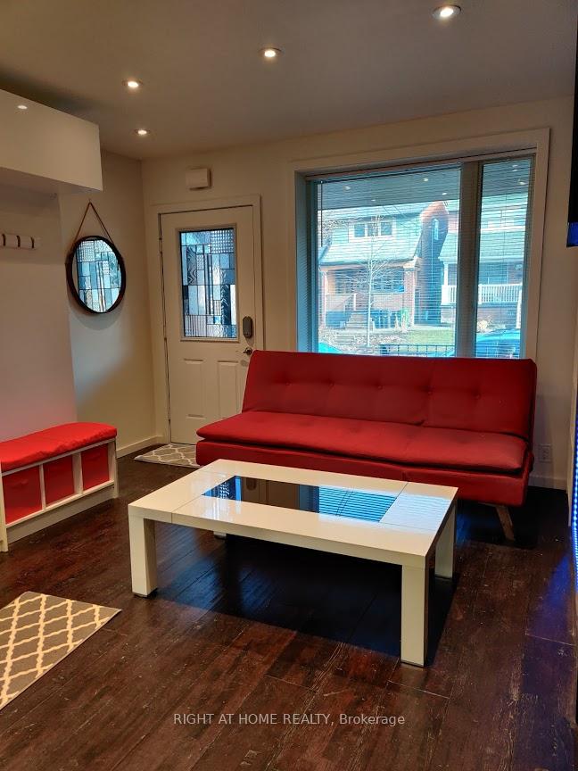 Photo 4 of Unit UPPER, 116 Atlas Avenue, Toronto, Oakwood Village — HOMEH