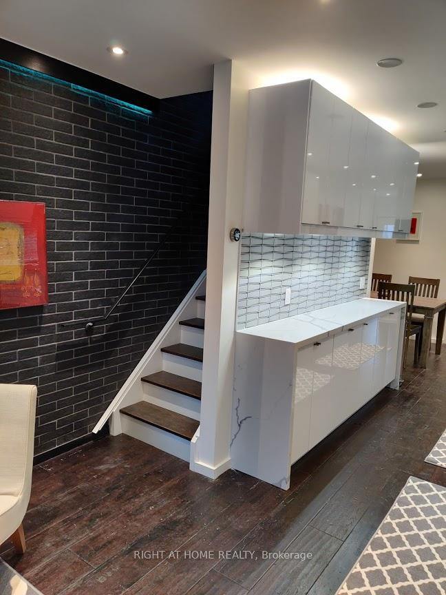 Photo 8 of Unit UPPER, 116 Atlas Avenue, Toronto, Oakwood Village — HOMEH
