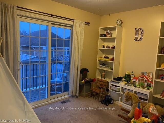 Photo 12 of 24 Beall Street, Kawartha Lakes, Lindsay — HOMEH