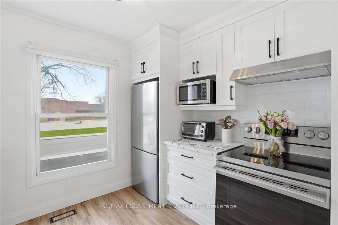 Photo 7 of Unit 61, 61 Albright Road, Hamilton, Vincent — HOMEH