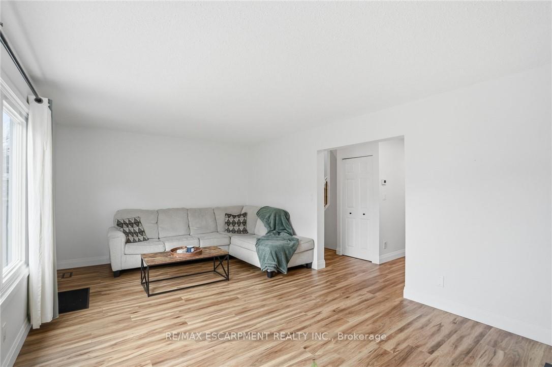 Photo 12 of Unit 61, 61 Albright Road, Hamilton, Vincent — HOMEH