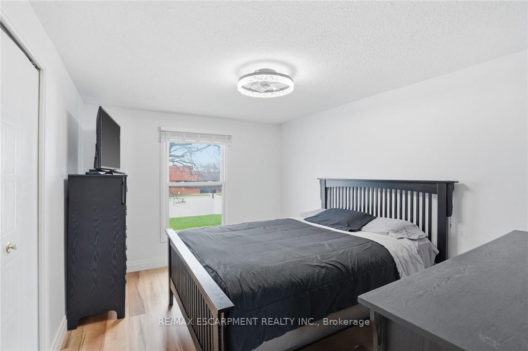 Photo 19 of Unit 61, 61 Albright Road, Hamilton, Vincent — HOMEH