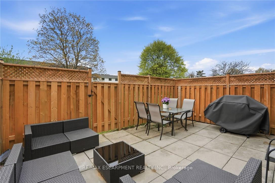 Photo 32 of Unit 61, 61 Albright Road, Hamilton, Vincent — HOMEH