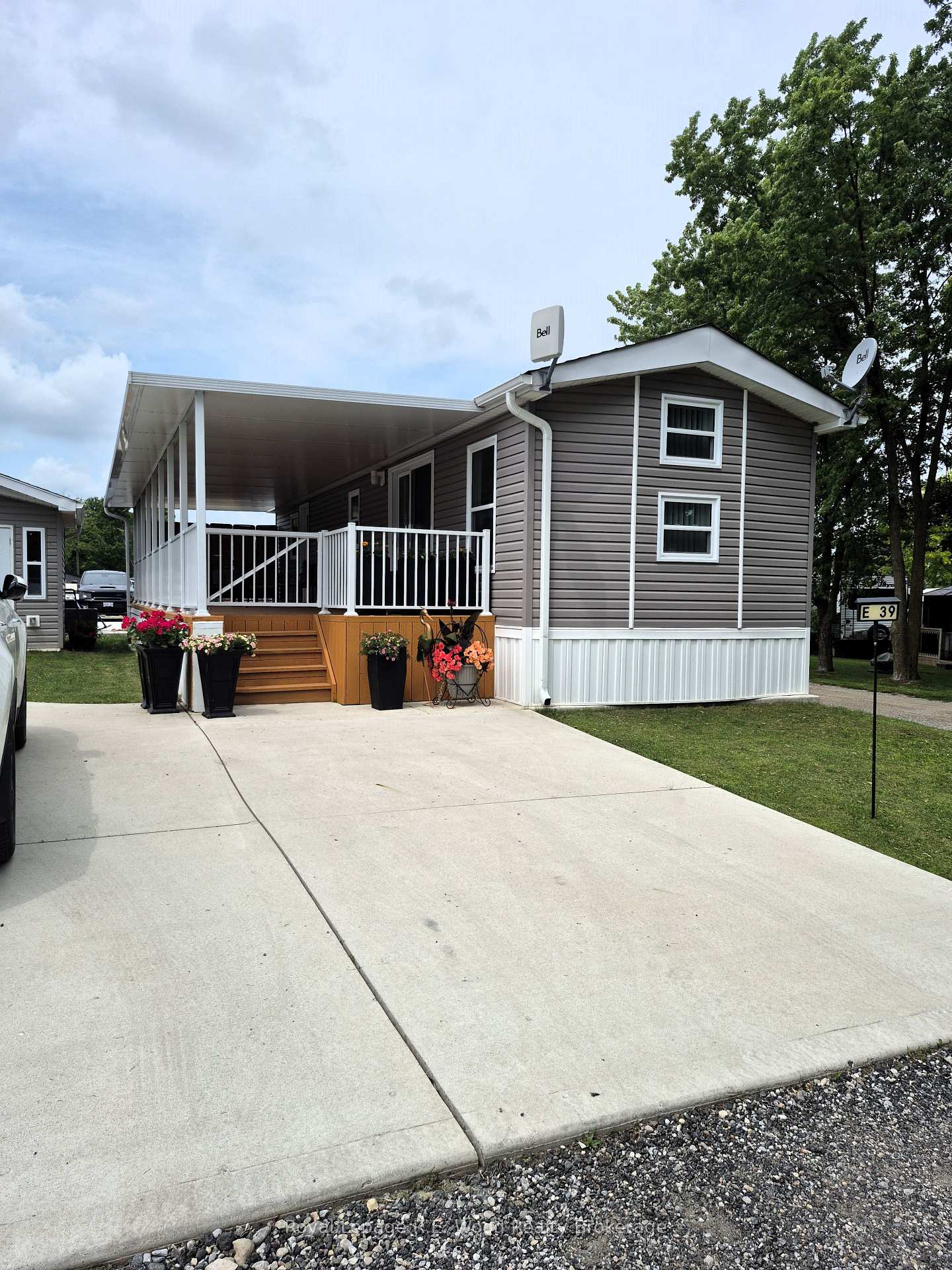 Photo 2 of Unit E 39, 4340 Cromarty Drive E, Thames Centre, Mossley — HOMEH
