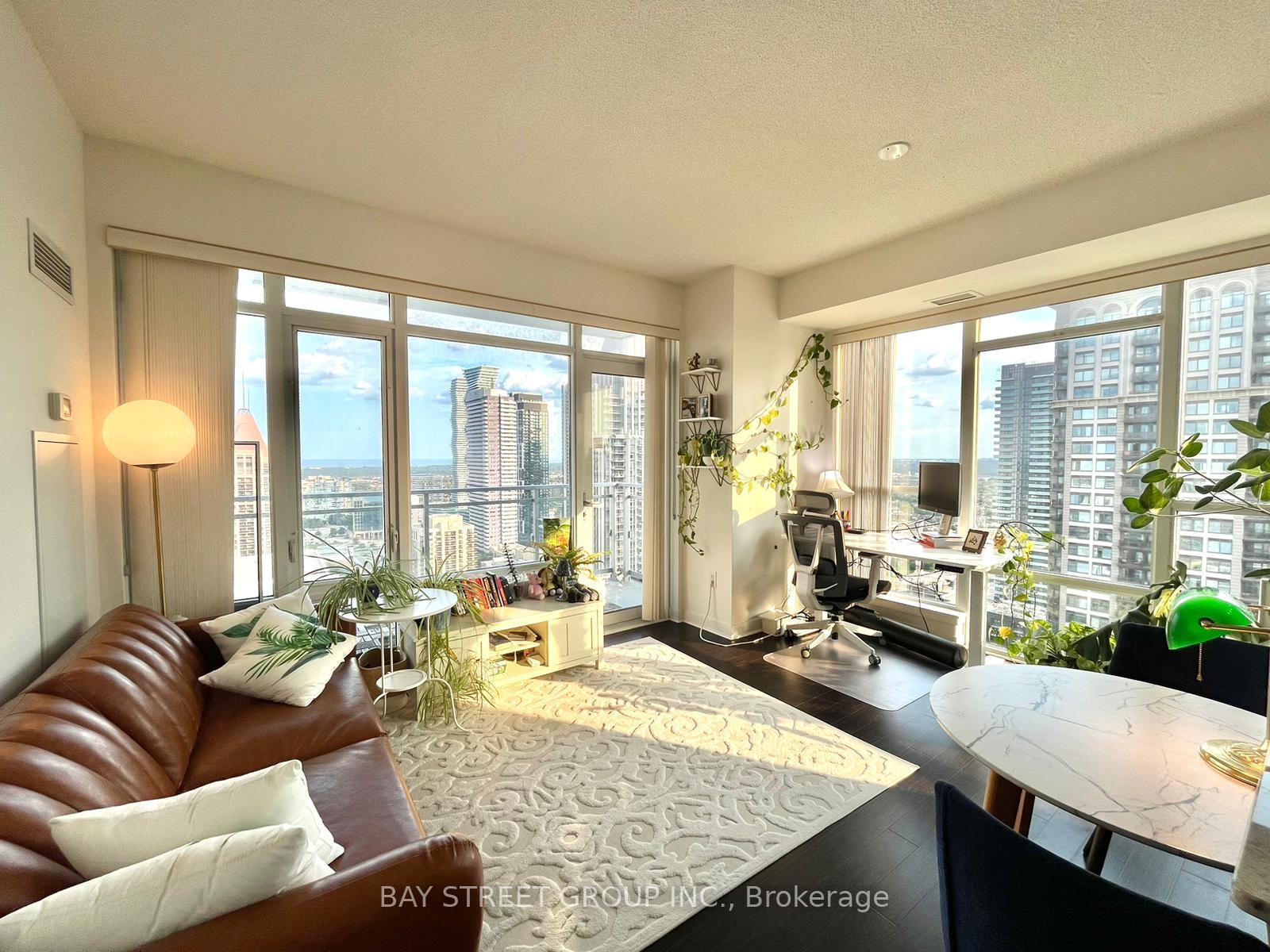 Photo 5 of Unit 2905, 360 Square One Drive, Mississauga, City Centre — HOMEH