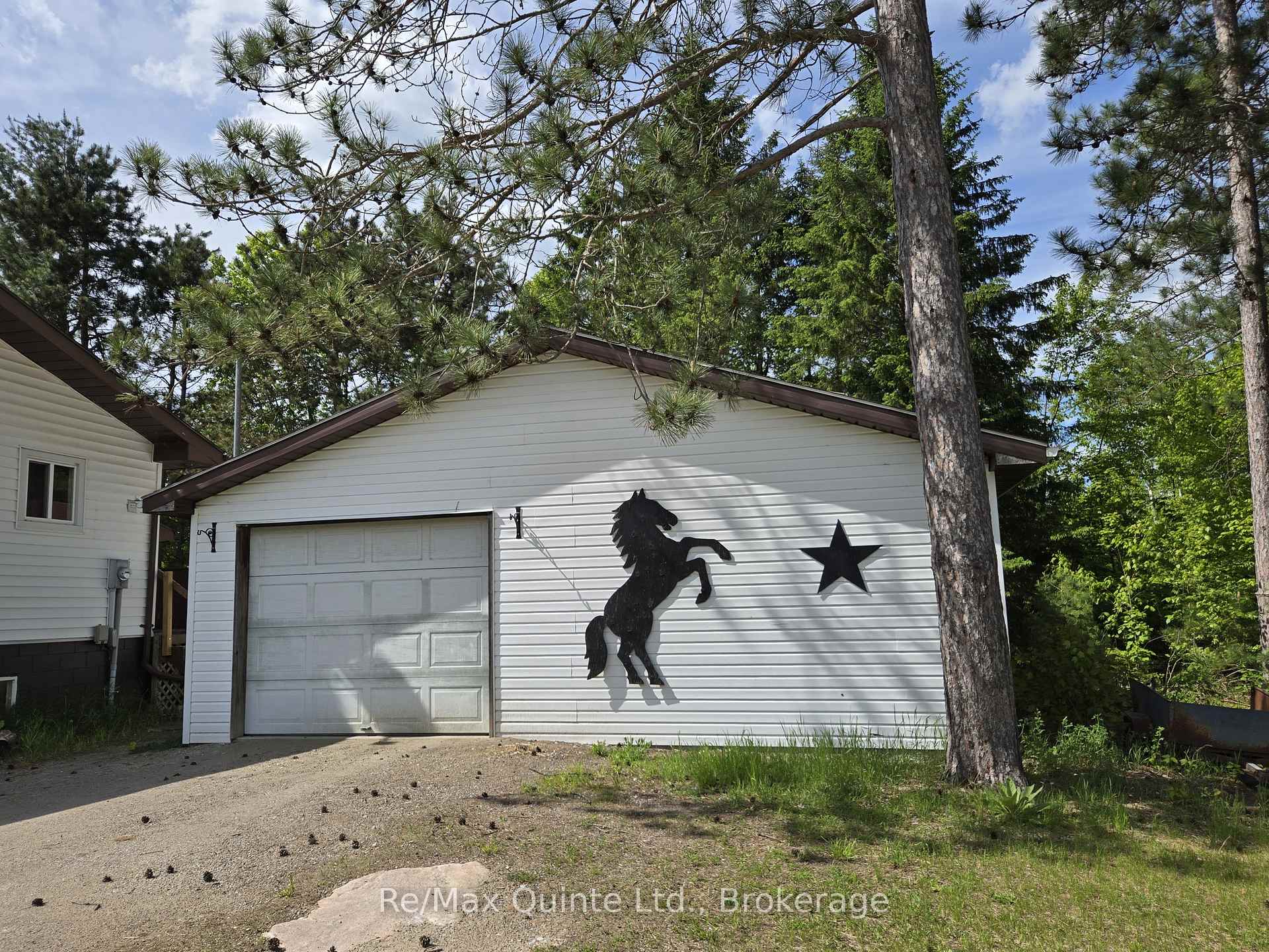 Photo 3 of 690 Potter Settlement Road, Tweed, Hungerford (Twp) — HOMEH