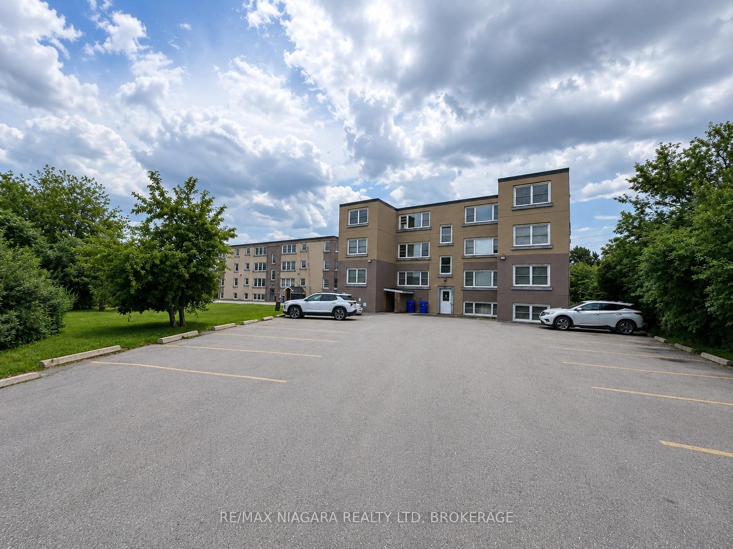 Photo 10 of Unit B1, 143 Westchester Crescent, St. Catharines, E. Chester — HOMEH