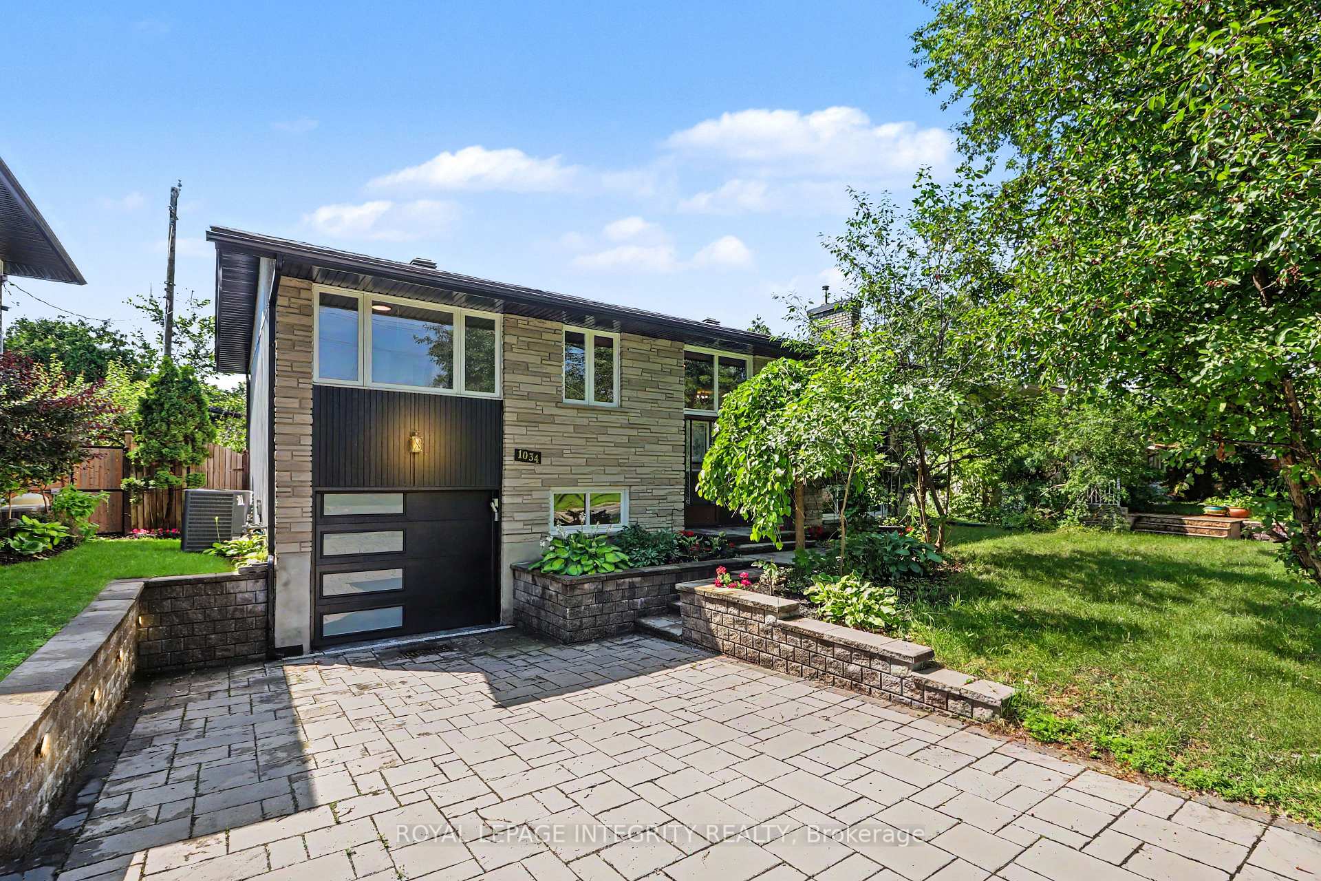 Front of 1034 Walkley Road