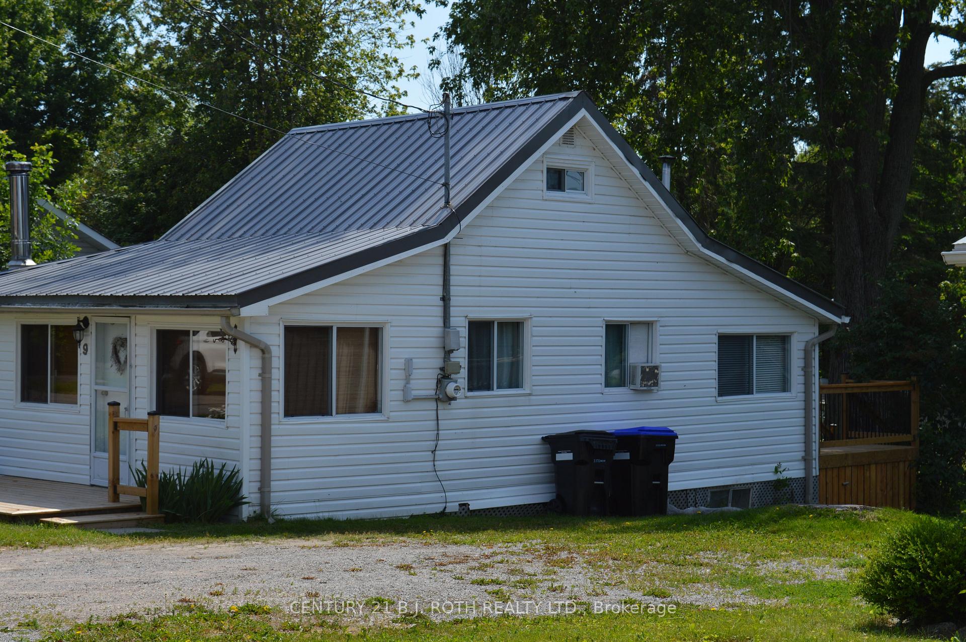 Photo 13 of 9 Ridge Avenue, Ramara, Rural Ramara — HOMEH