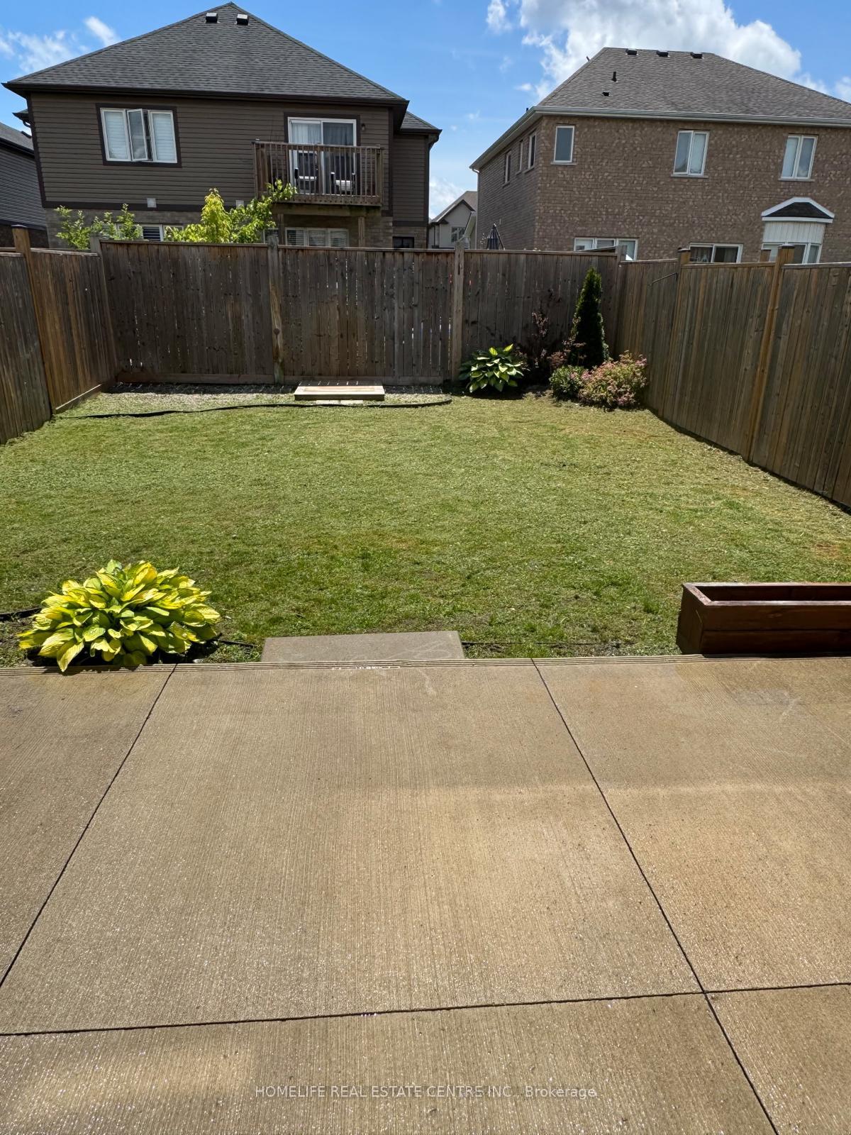 Photo 15 of 4492 Eclipse Way, Niagara Falls, Lyons Creek — HOMEH