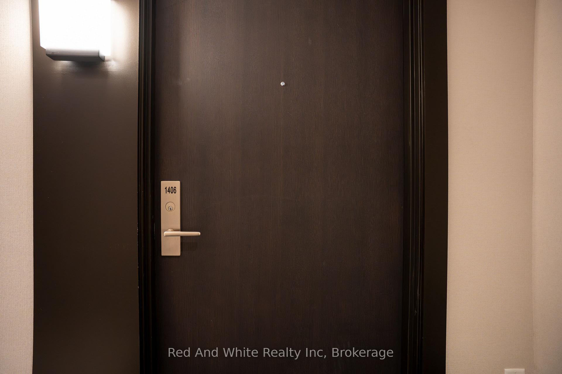 Photo 6 of Unit 1406, 55 Duke Street W, Kitchener, City Commercial Core — HOMEH