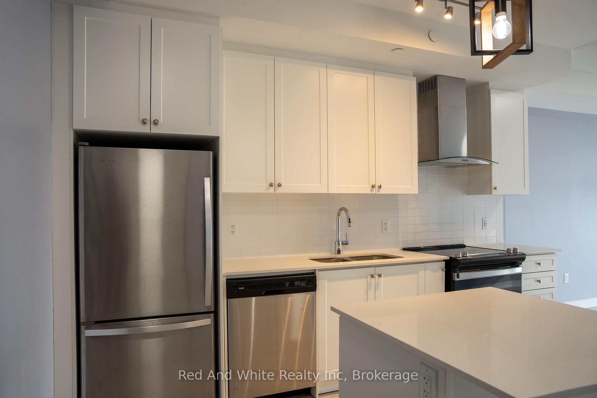 Photo 8 of Unit 1406, 55 Duke Street W, Kitchener, City Commercial Core — HOMEH