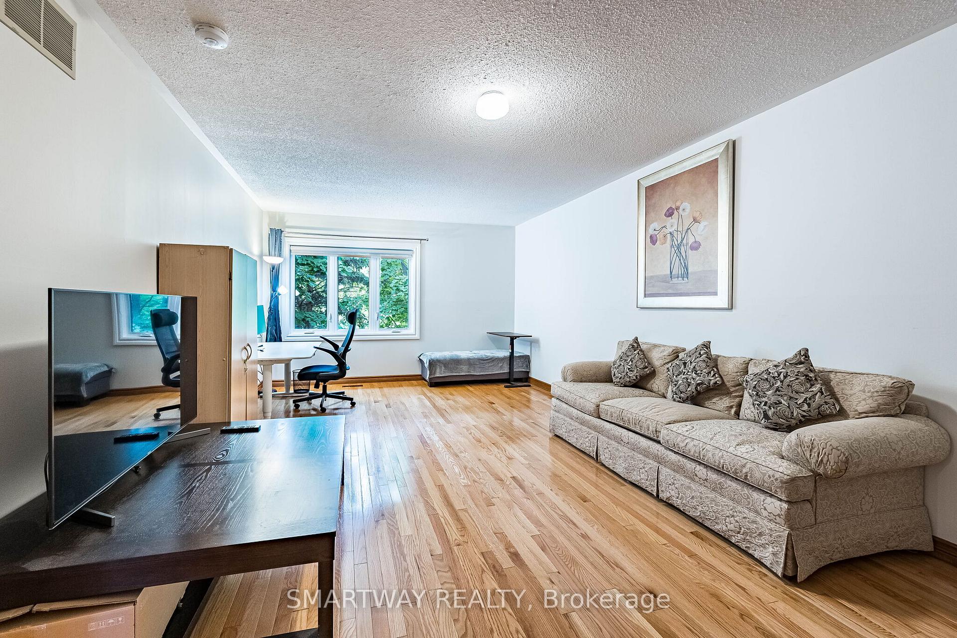 Photo 19 of 4522 Badminton Drive, Mississauga, Central Erin Mills — HOMEH