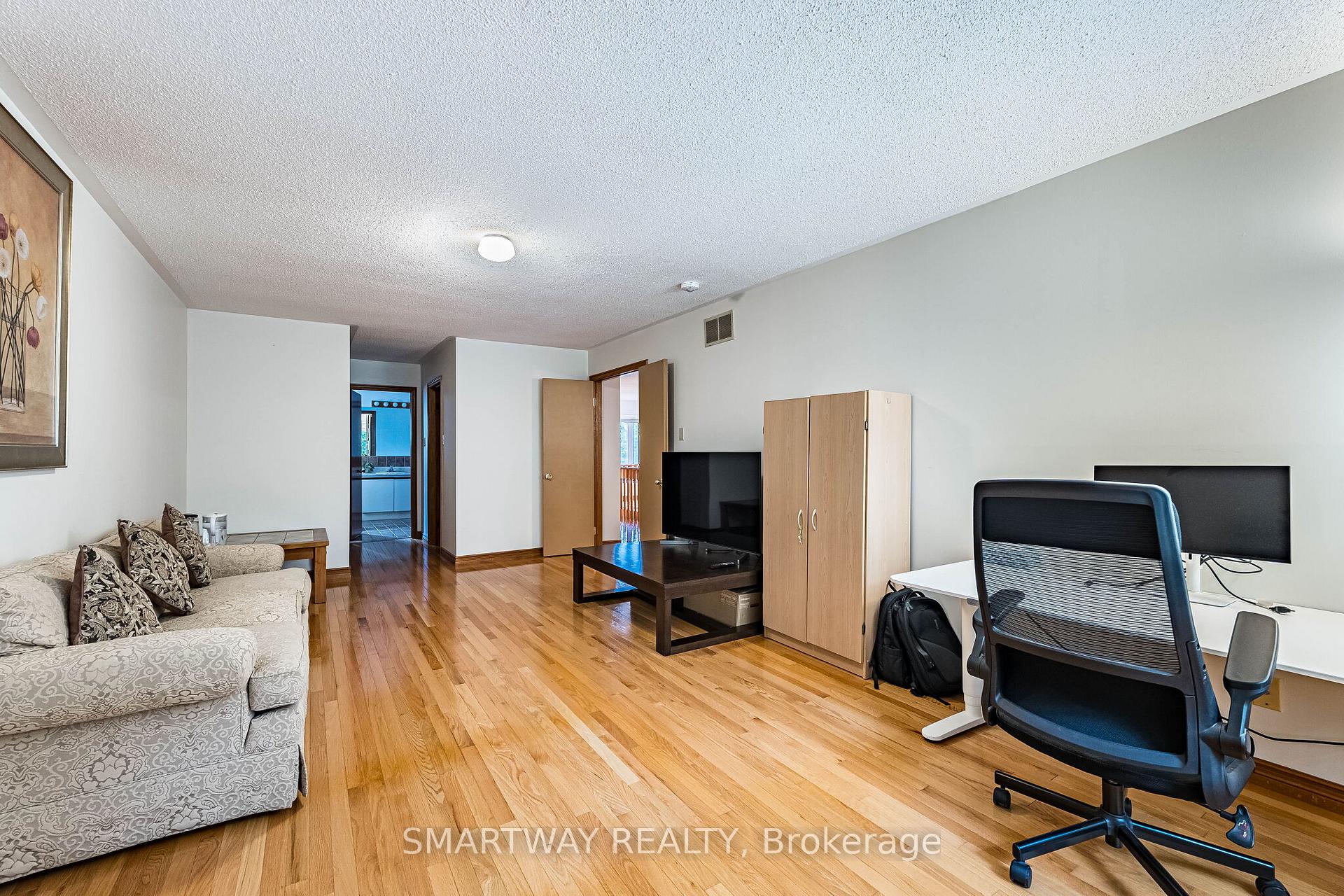 Photo 20 of 4522 Badminton Drive, Mississauga, Central Erin Mills — HOMEH