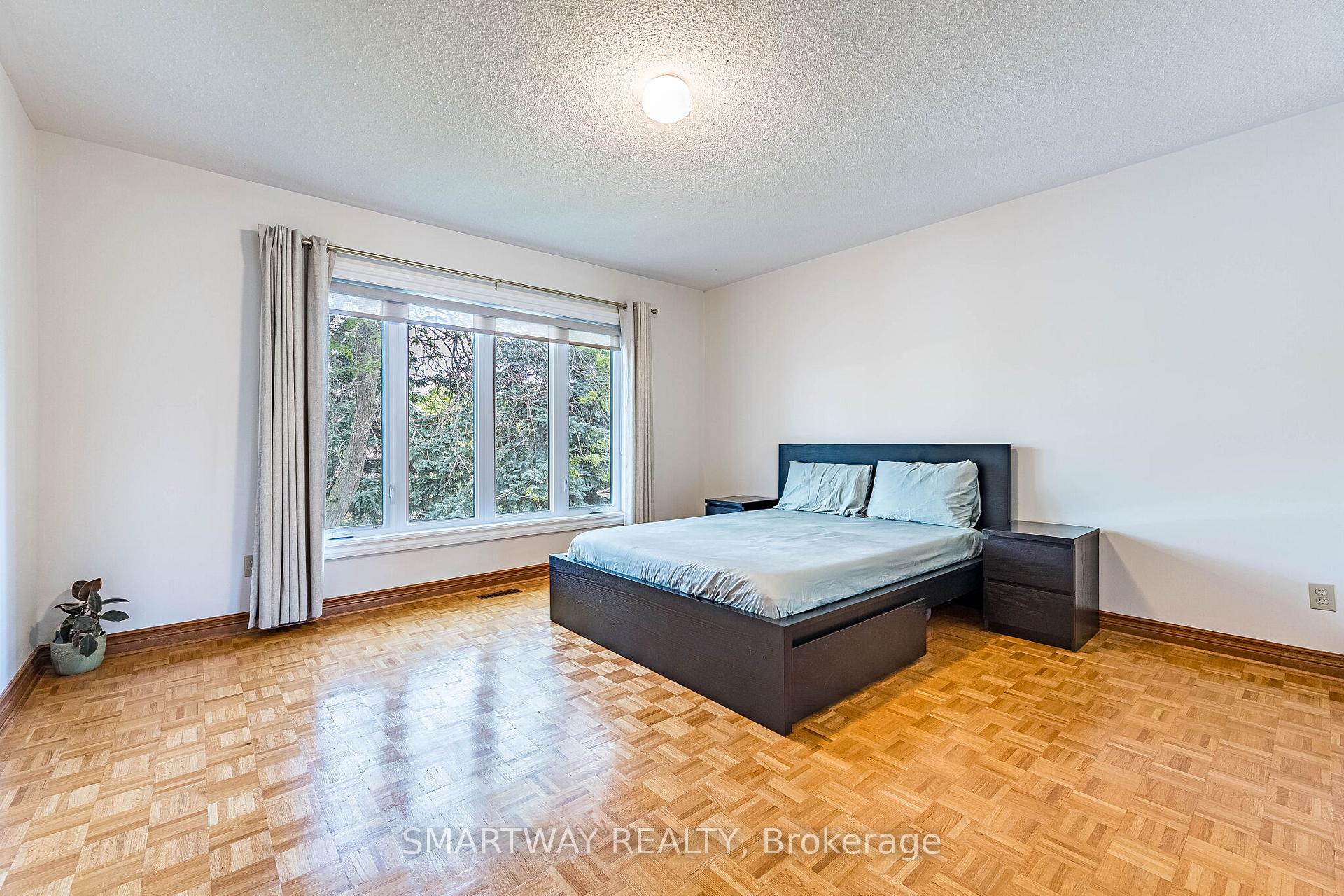 Photo 25 of 4522 Badminton Drive, Mississauga, Central Erin Mills — HOMEH