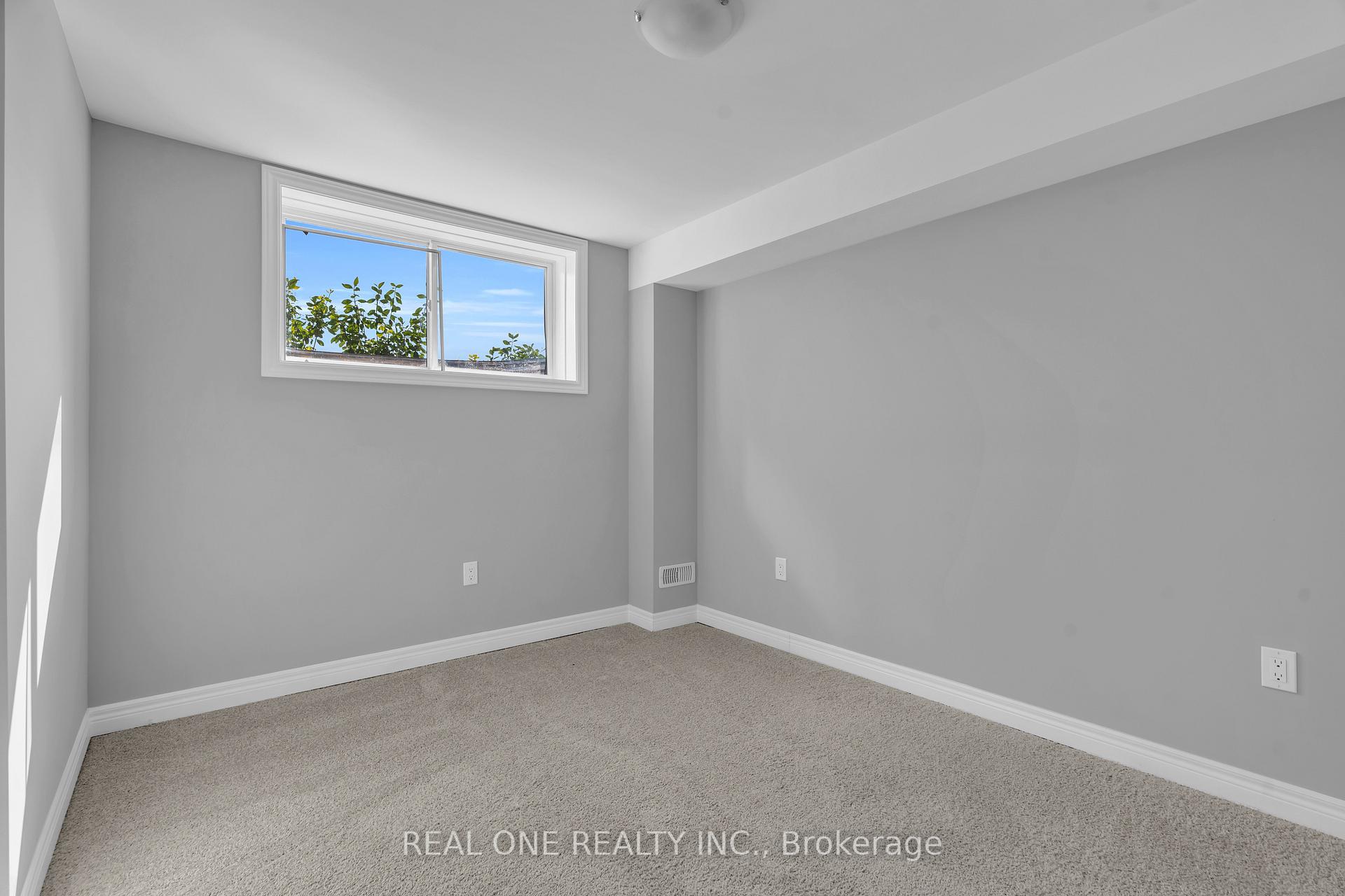 Photo 17 of Unit 30A, 85 Mullin Drive, Guelph, Victoria North — HOMEH