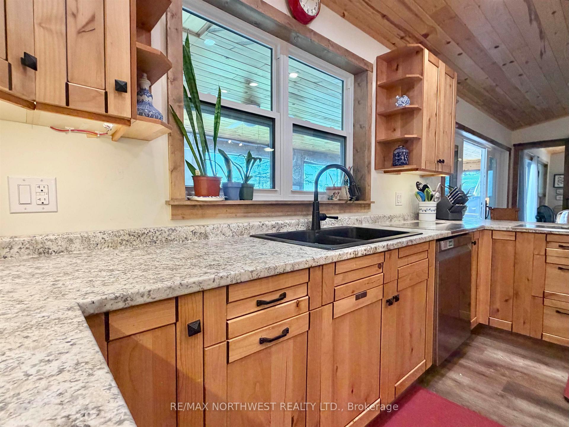 Photo 6 of 677 Old Station Road, Rainy River Remote Area — HOMEH