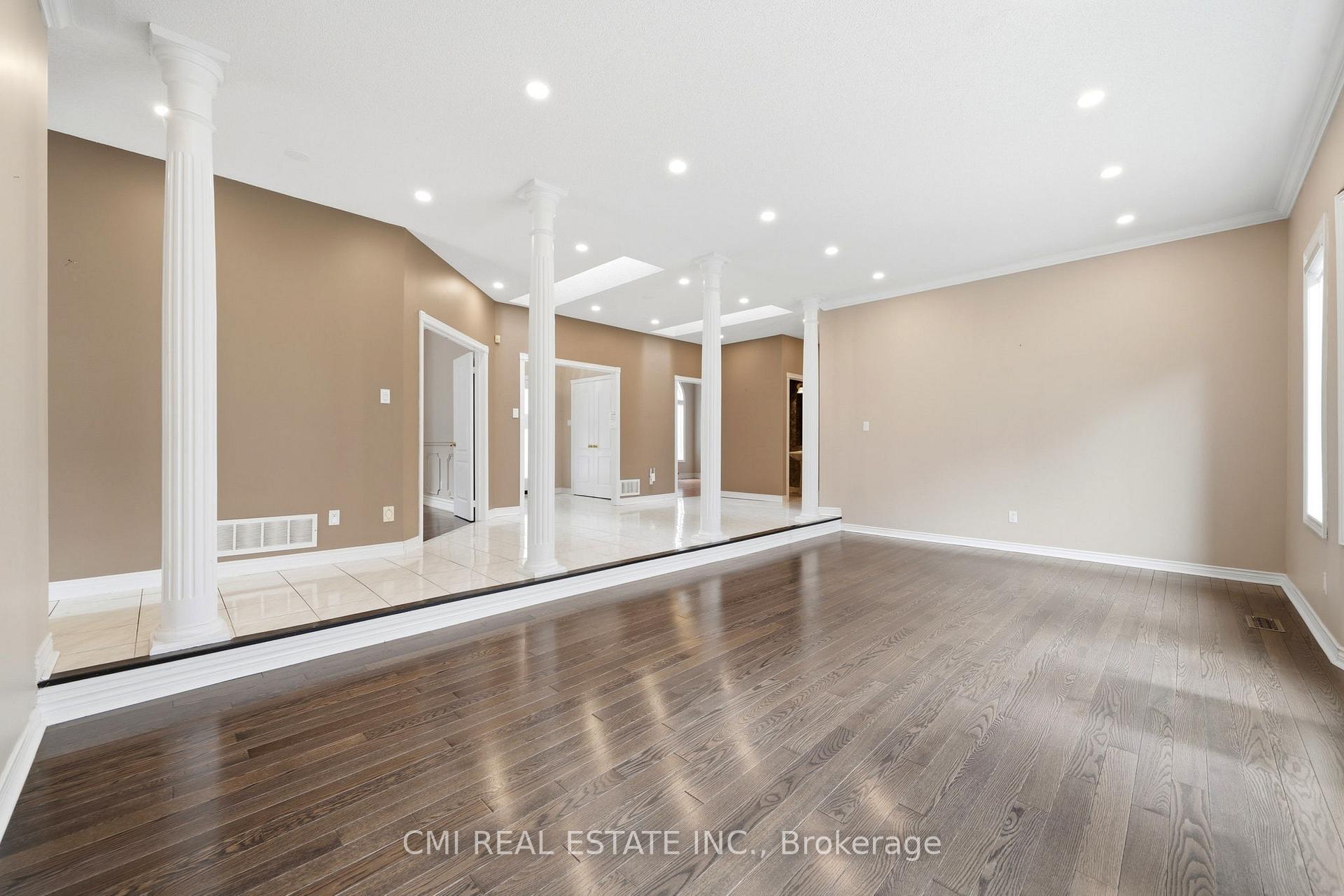 Photo 9 of 15 Treegrove Circle, Aurora, Hills of St Andrew — HOMEH
